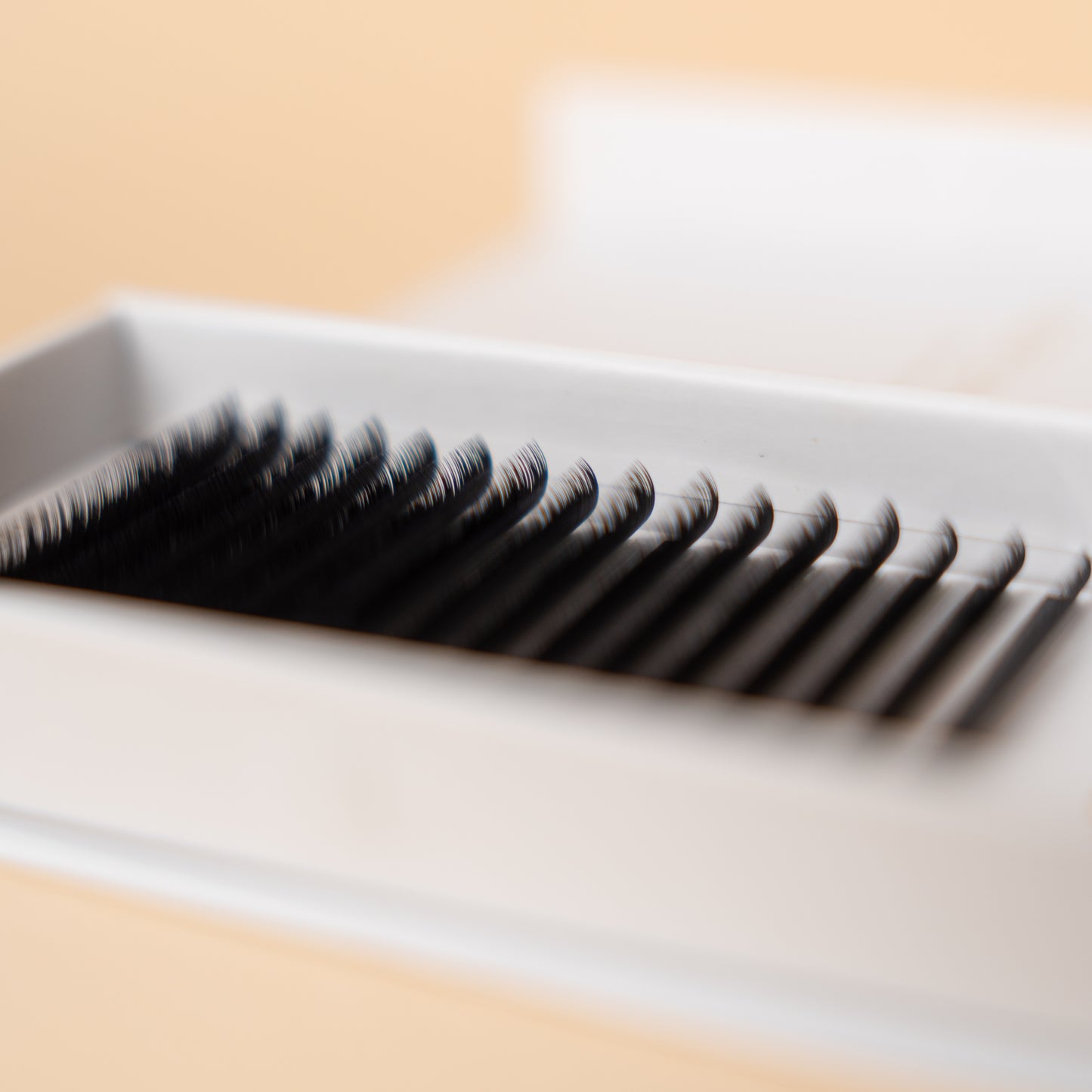 Boss Lash Volume 0.05 CC curve - Mix size