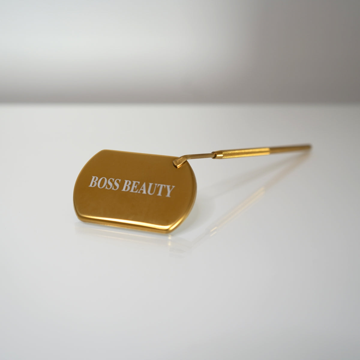 Lash mirror